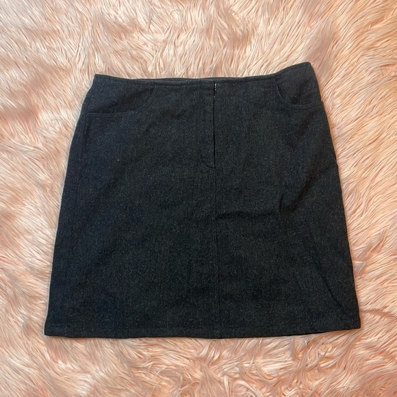 American Eagle Outfitters Dresses & Skirts - Vintage American Eagle Black Wool Blend Pencil Skirt Woman’s‎ Size 6